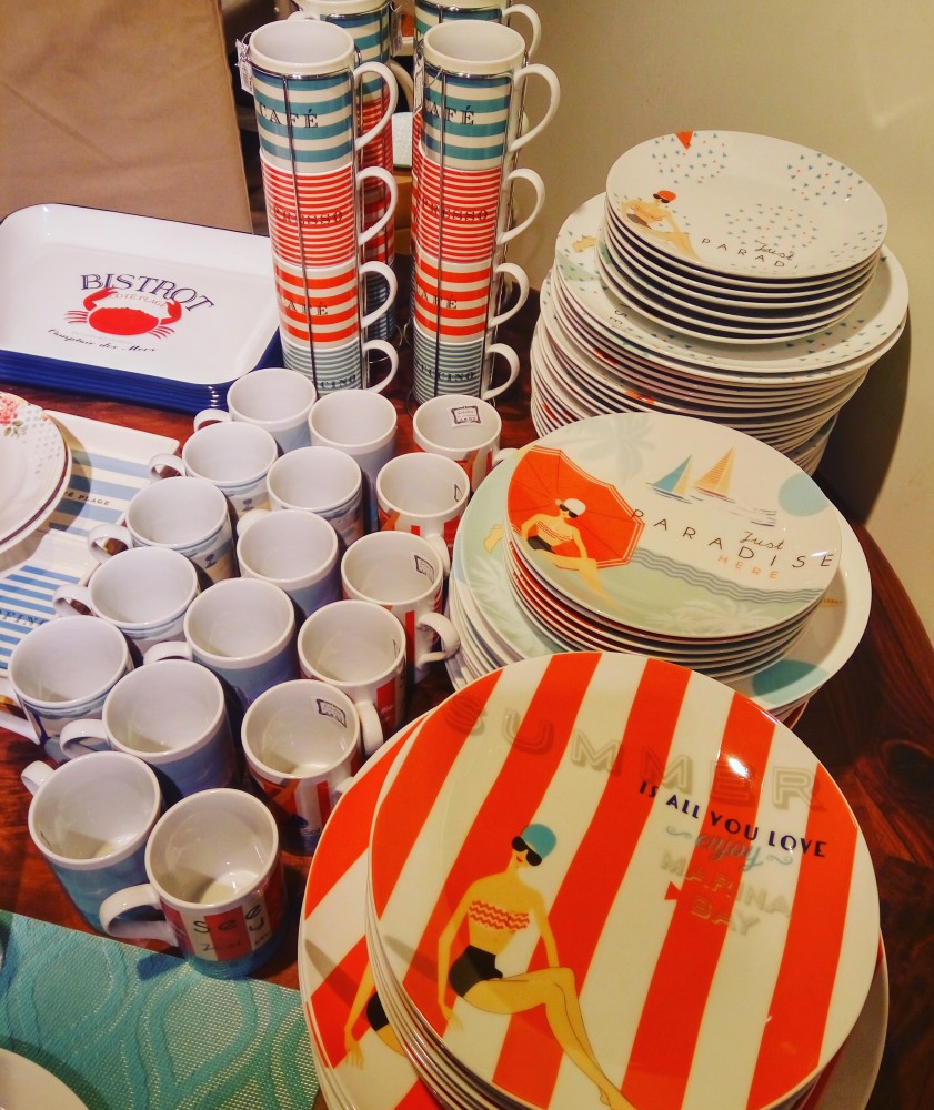 Capri Dishware in Maisons du Monde Shop in Barcelona