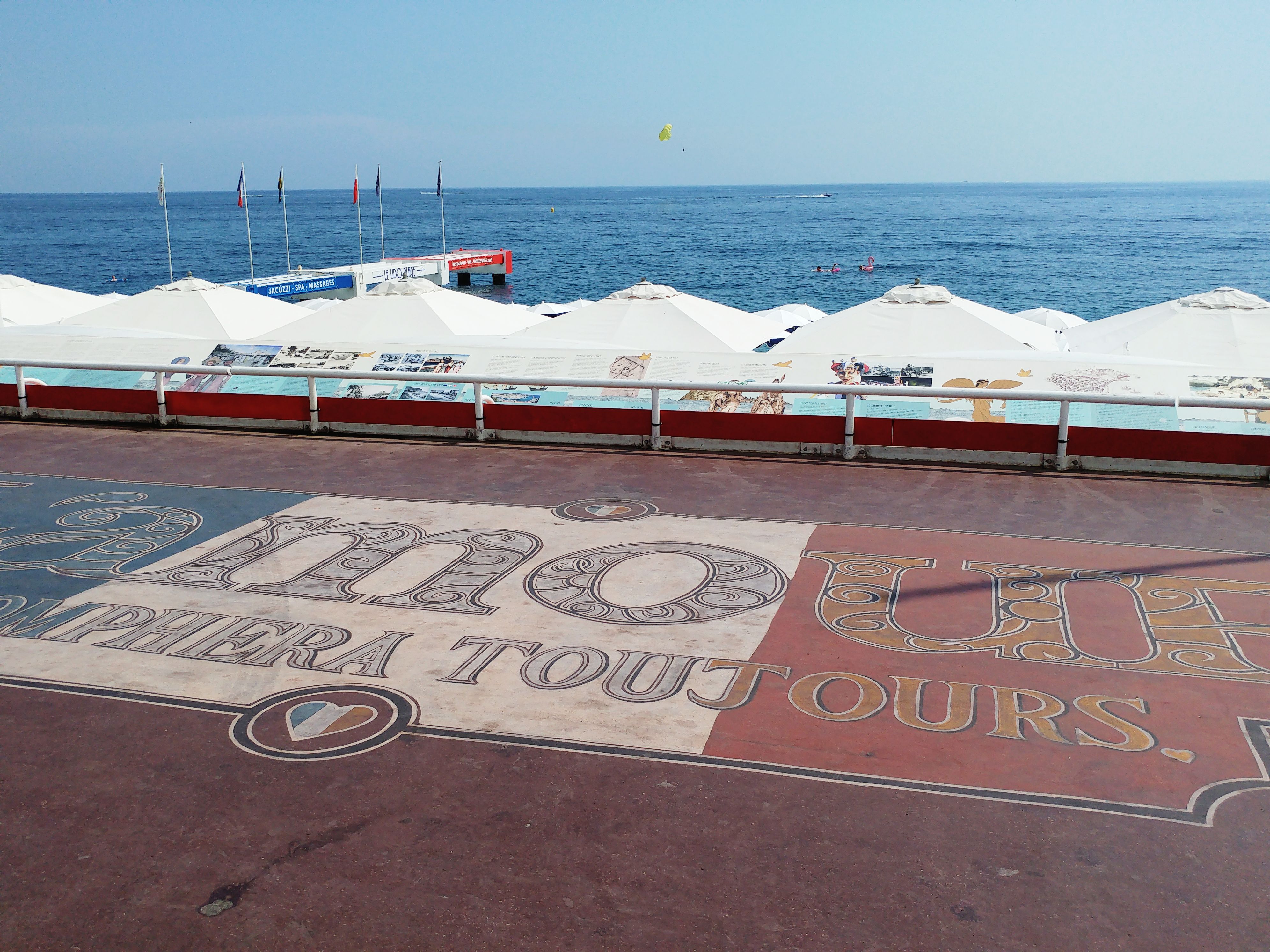 Nice promenade des anglais