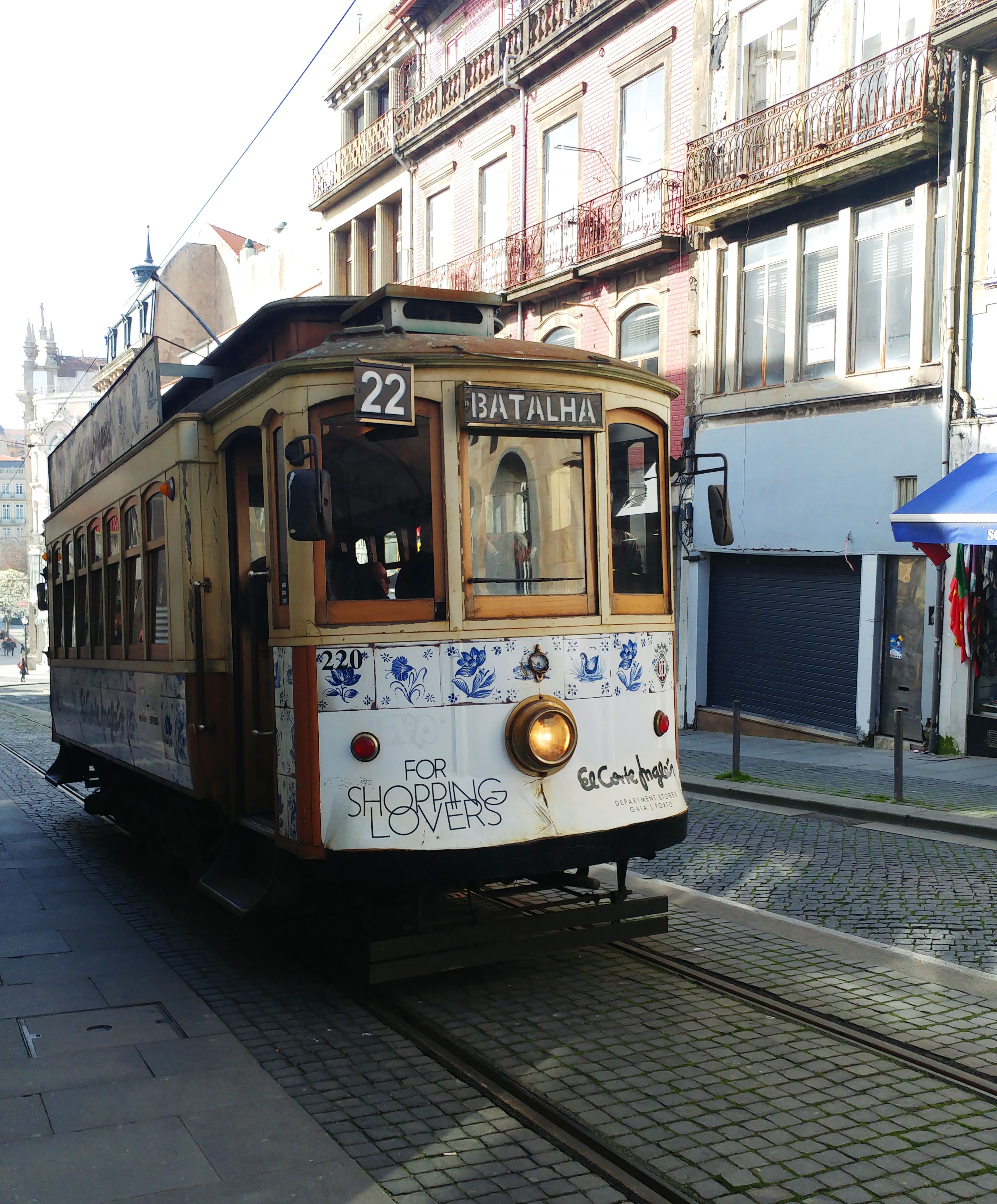 Porto historical tram